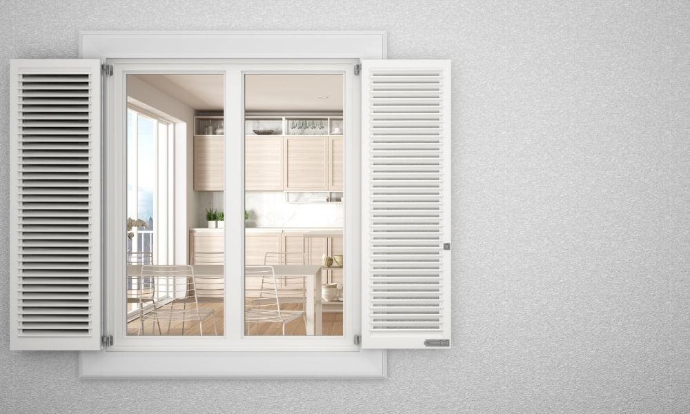 Functional Versus Fixed Exterior Shutters