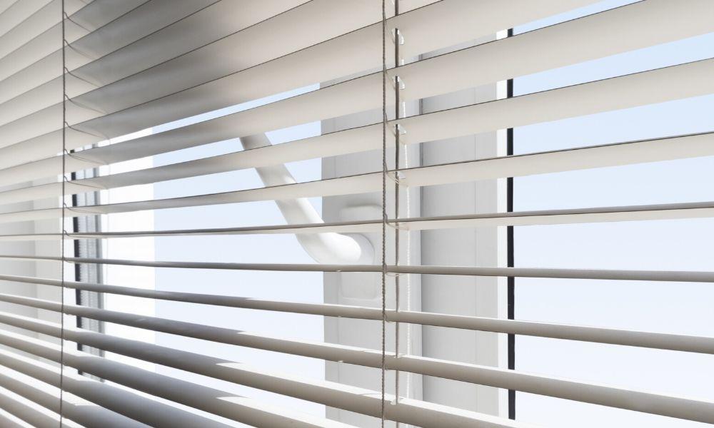 The Differences Between Shutters and Blinds