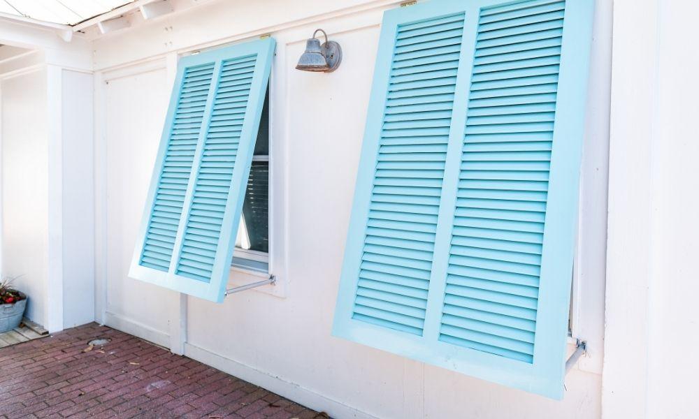 What To Know About Bahama Shutters